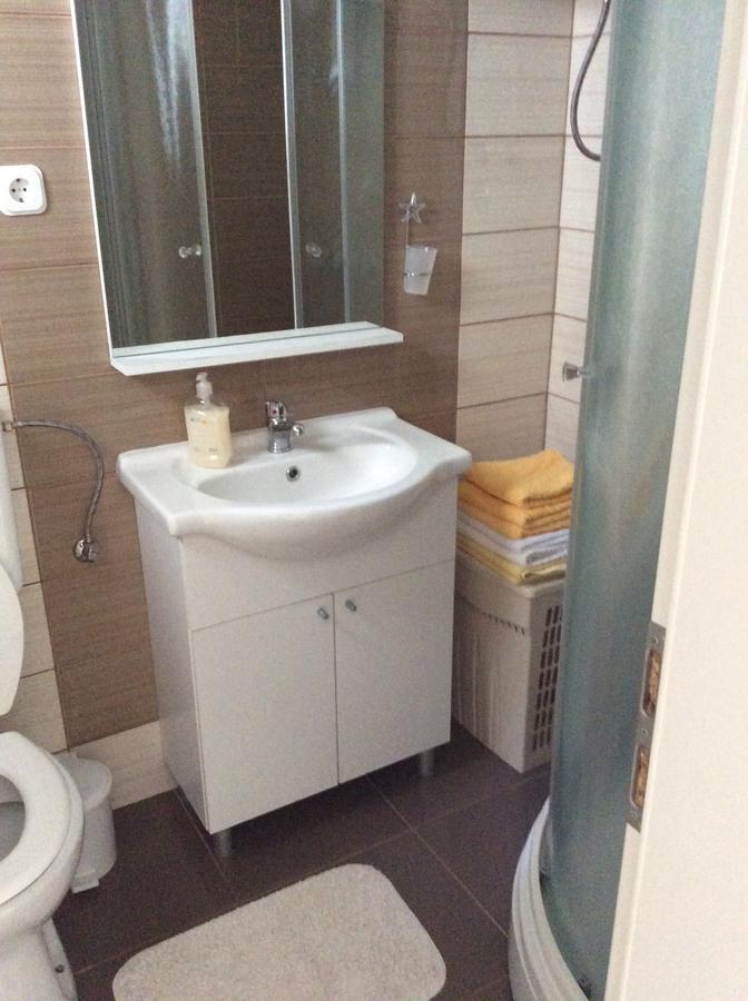 Apartment Viki Лозовац Экстерьер фото